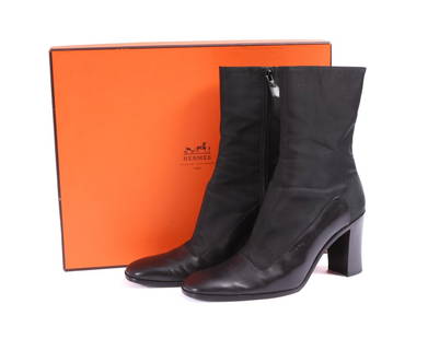 Hermes Boots: Leather ankle boots. Sz 37. Condition: Gently used