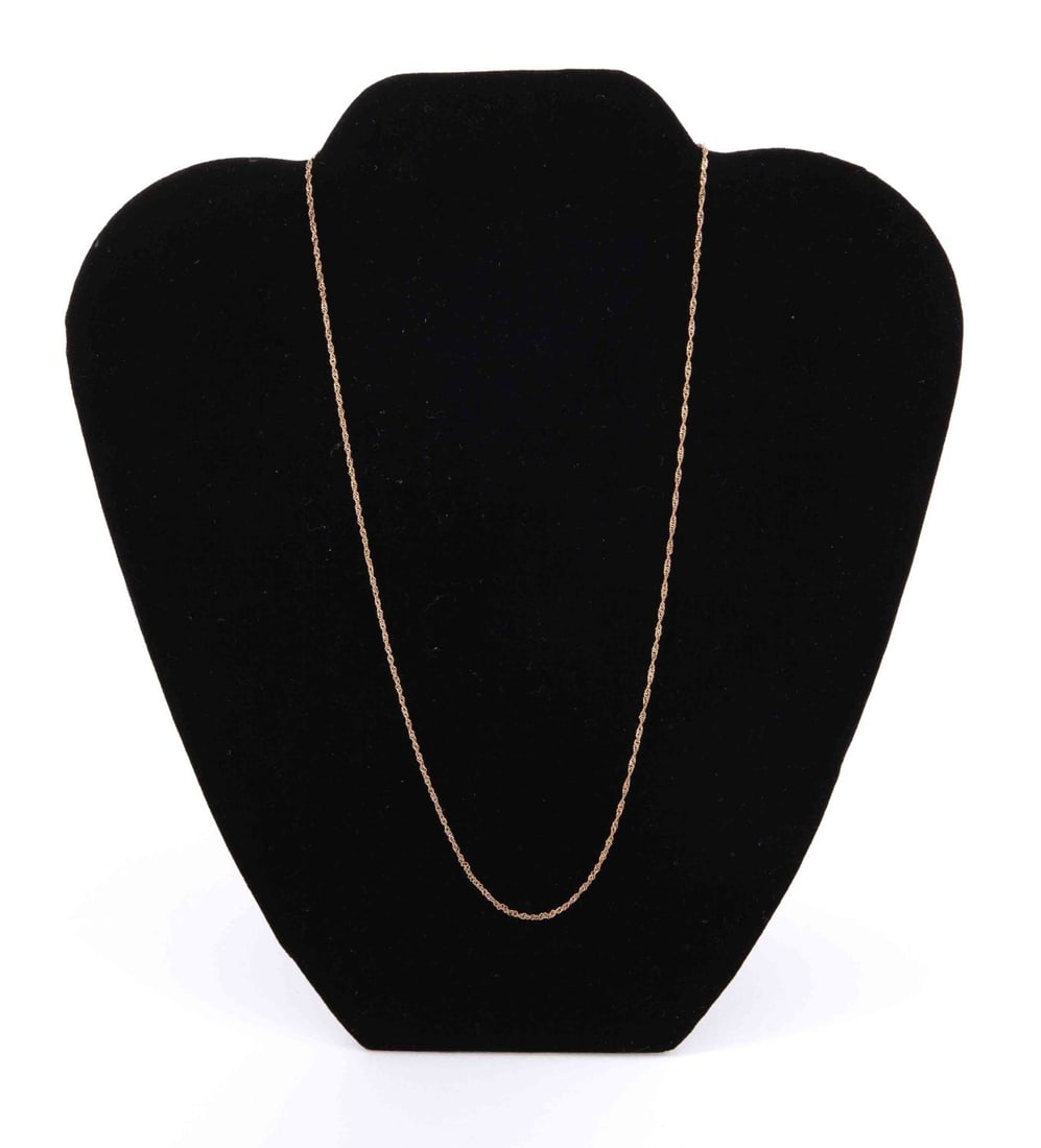 Ladies 14kt YG Necklace: 14kt YG ladies necklace. 16 inches. 1 g