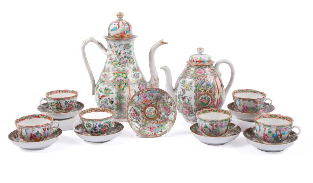 Rose Medallion Tea Set (1 of 8)