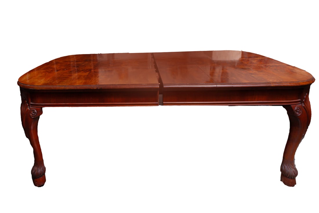 19th Century Burlwood Dining Table: Beautiful expandable Burlwood dining table with three leaves and hand-operated crank mechanism. Measuring H 28.7 W 82 D 47 in without leaves Measuring H 28.75 W 141 D 47 in