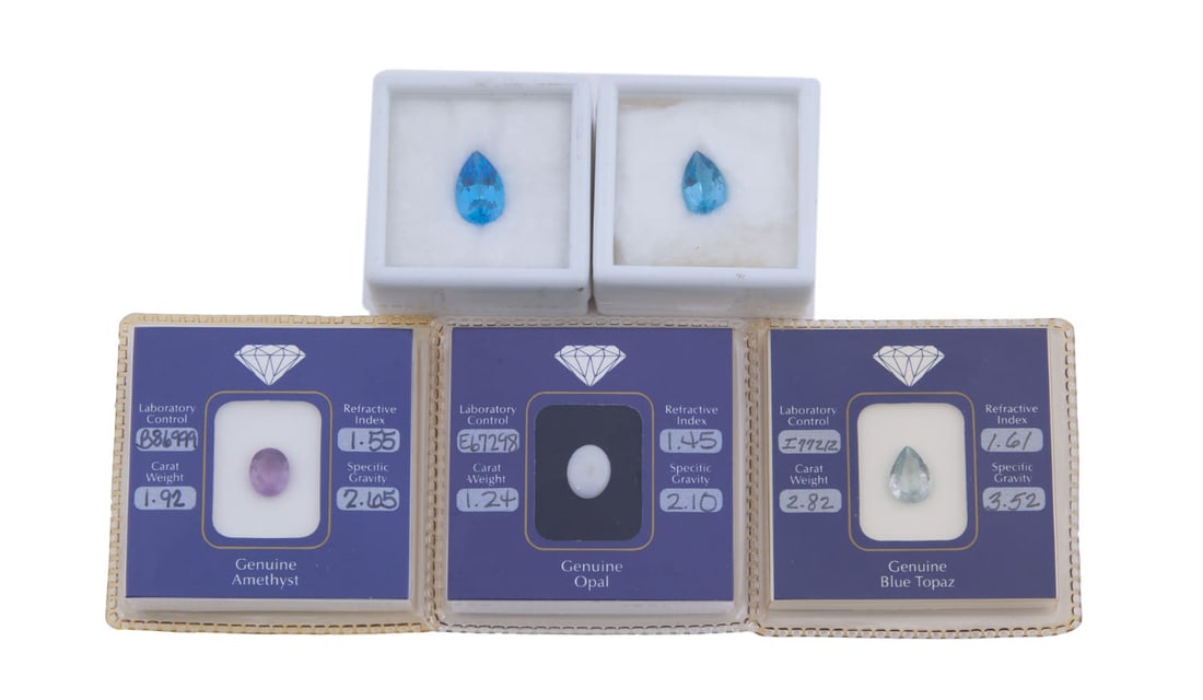 Lot of Five Loose Gemstones (1 of 9)