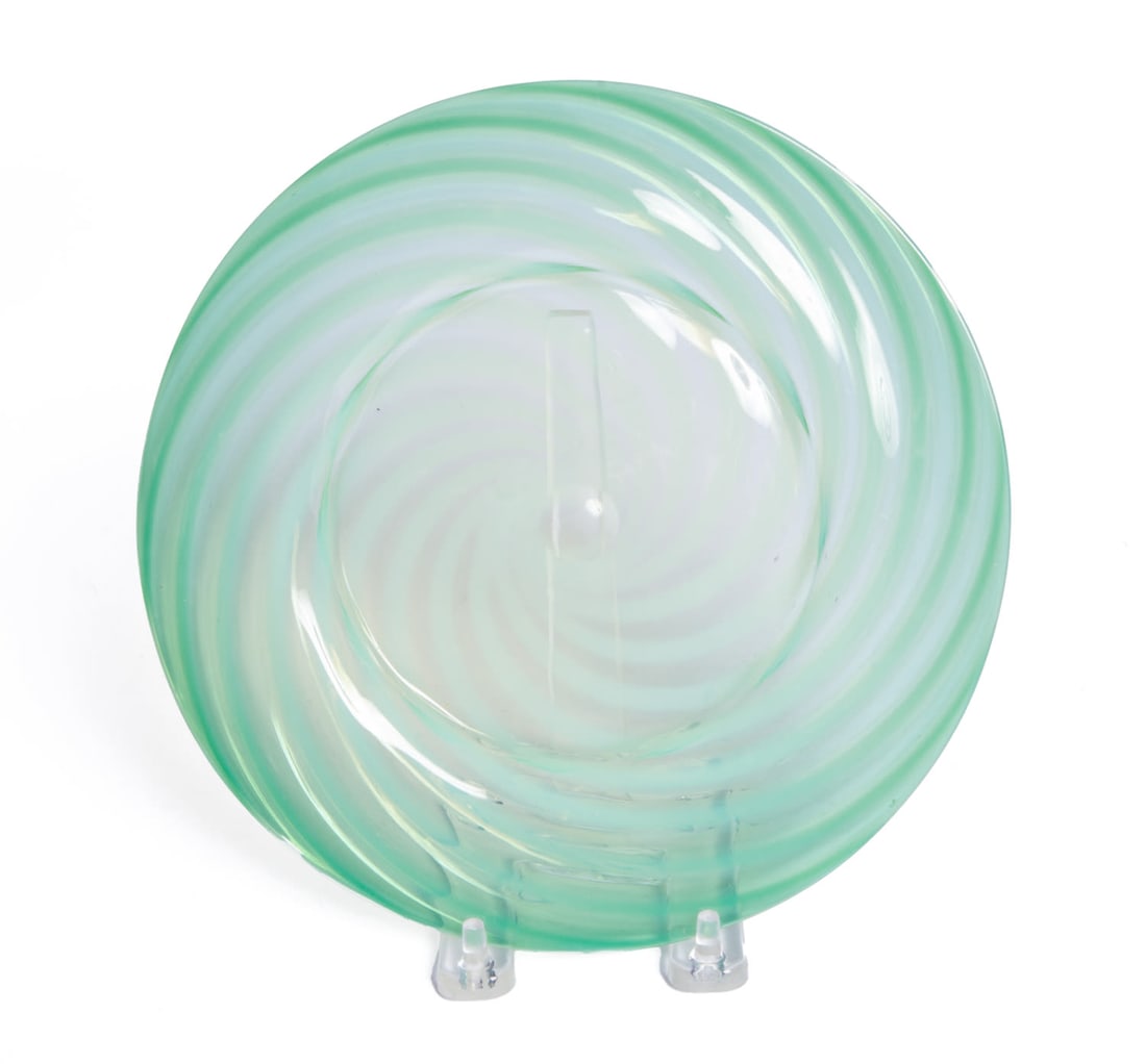 Steuben Oriental Jade Plate (1 of 5)