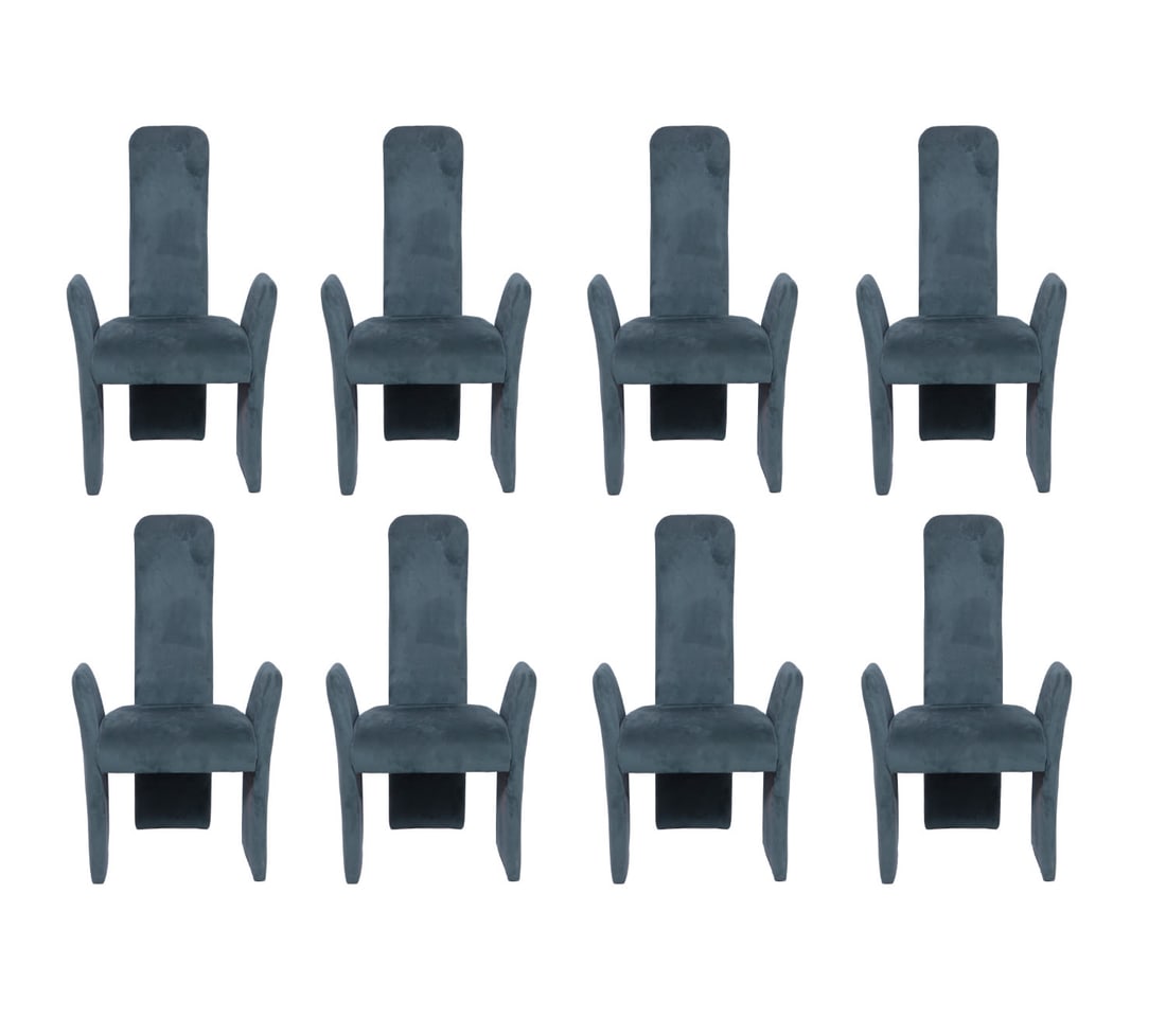 Set of Eight Contemporary Casa Eleganza Italian Upholstered Dining Chairs: Eight dining chair from Italian interior design company Casa Eleganza. Upholster in elegant fabric with a velvet finishing in deep green. Model: Letizia Modern and sophisticated design, made in