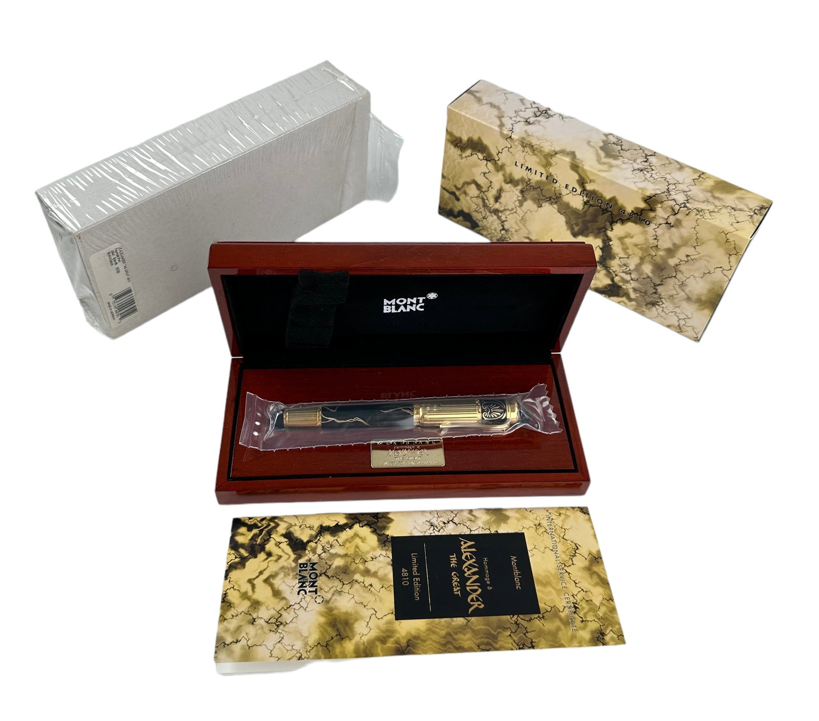 NIB MONTBLANC HOMMAGE ALEXANDER THE GREAT PEN: Fountain pen, Alexander The Great. Model 28641 Still shrinkwrapped. Box measuring H 2 W 8 D 4 in Provenance: Private Chicago Collector No reserve