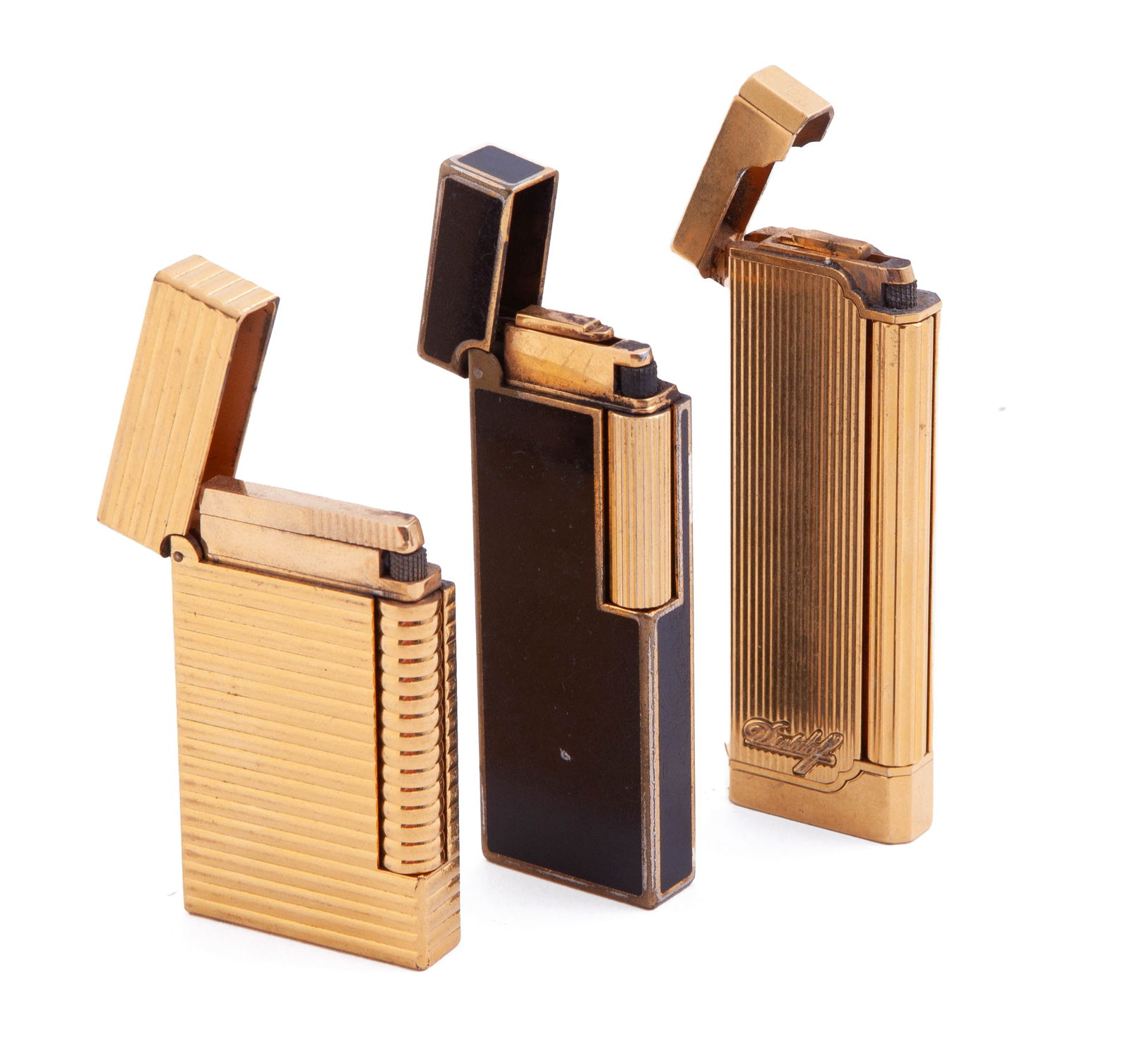 Collection of Three Dupont, Davidoff and Dunhill Vintage Lighters (1 of 14)