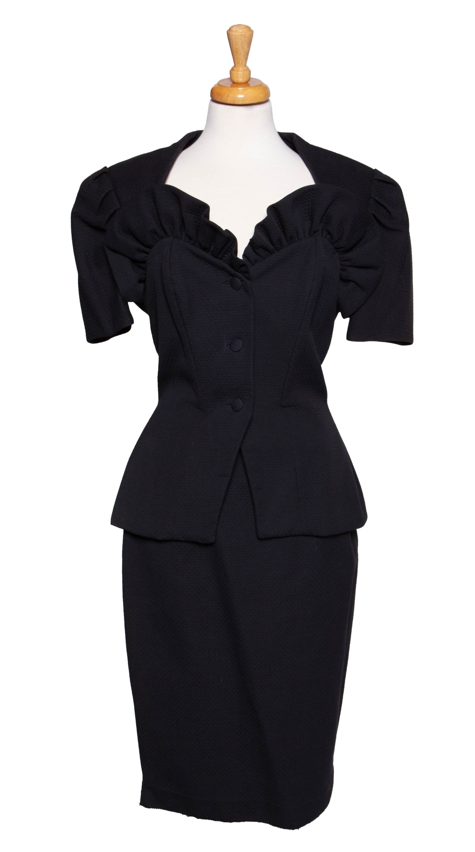 Vicky Tiel Couture Paris Cotton Two-Piece Black Ladies Suit: Vicky Tiel Couture two pieces suit in the Frolic style, black, 100% cotton. Composed of formal jacket with short rouched shoulders and sleeves and heart neck line and a mid length plain matching skirt