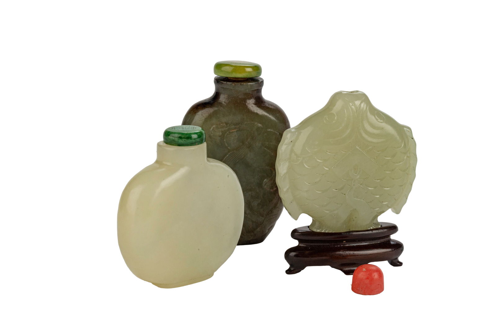 Three Chinese Qing Jade Snuff Bottles (1 of 5)