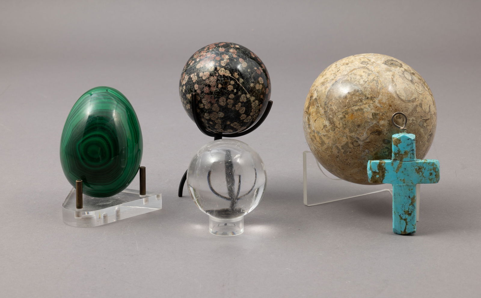 Five Decorative Mineral Items (1 of 6)
