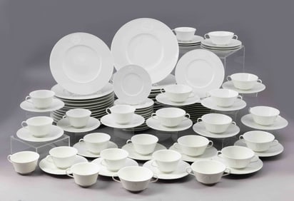 KPM Arkadia Porcelain Dinner Service for Twelve