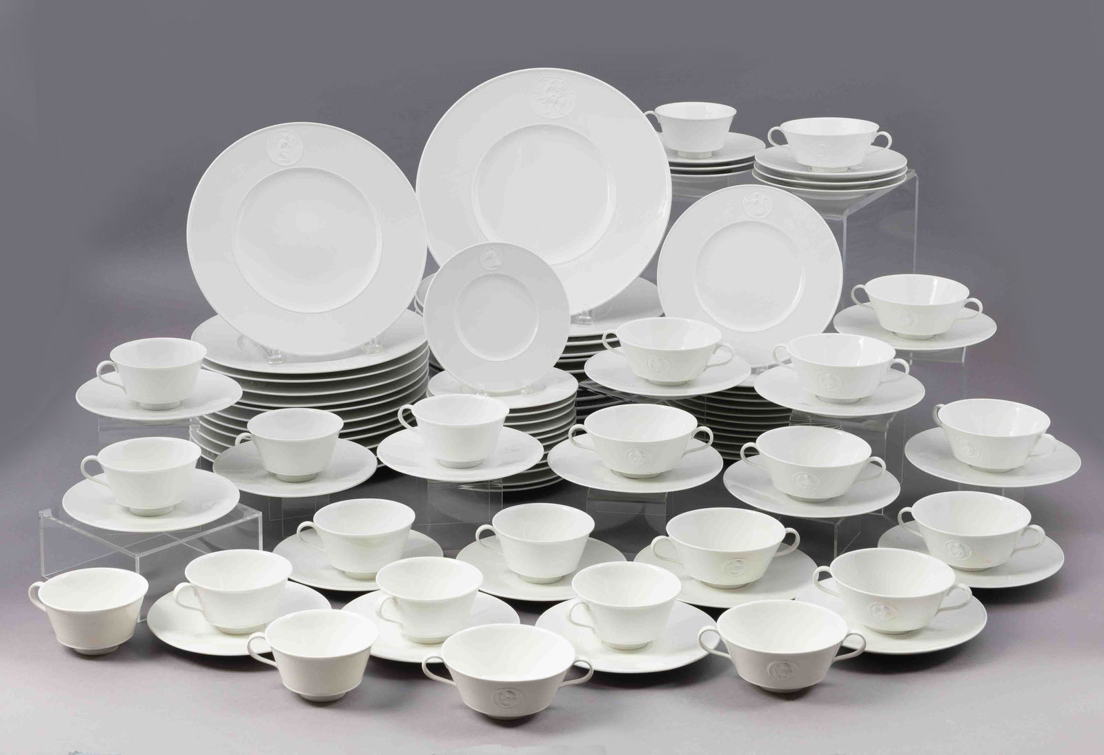 KPM Arkadia Porcelain Dinner Service for Twelve (1 of 12)
