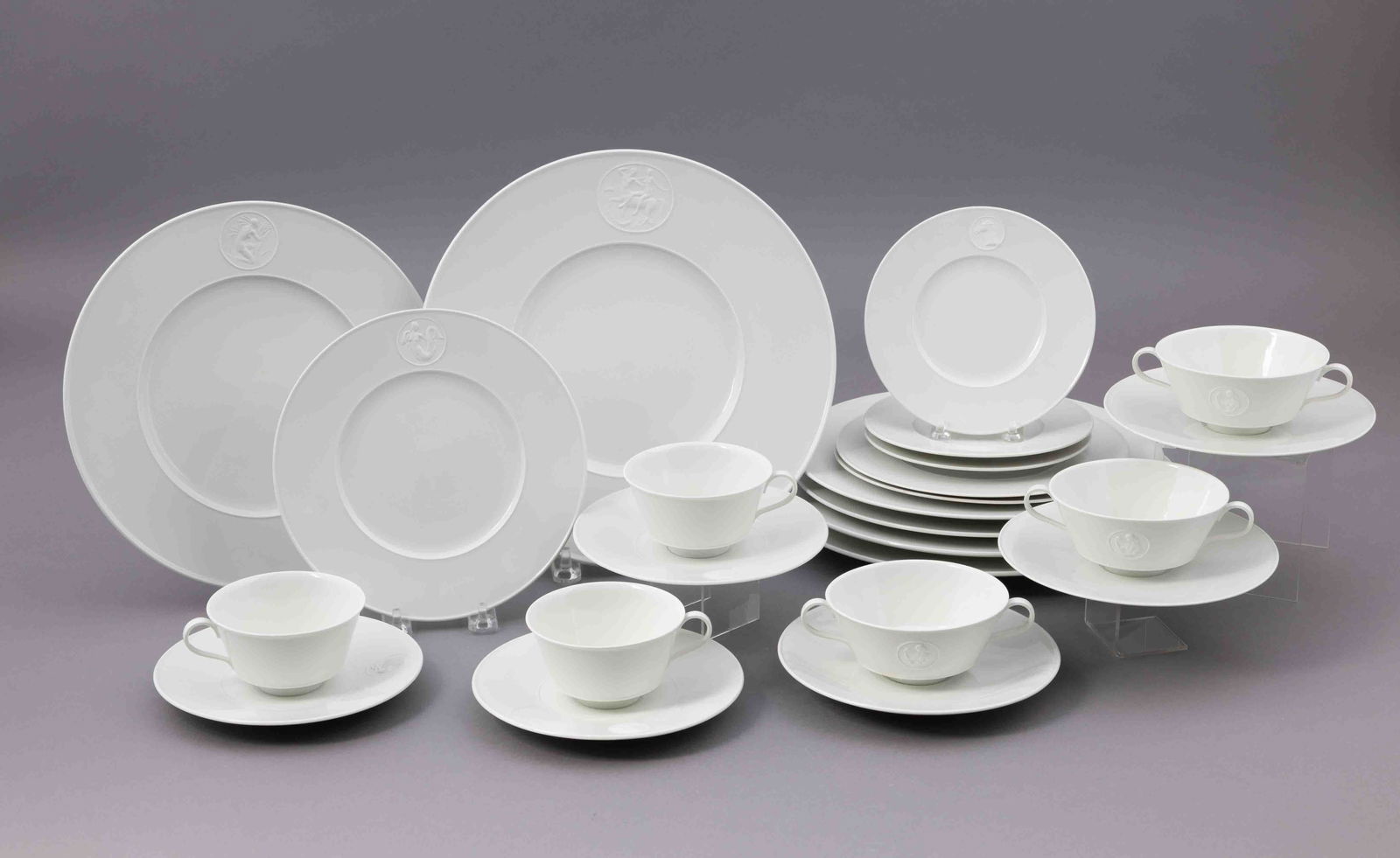 KPM Arkadia Porcelain Dinner Service for Three (1 of 12)