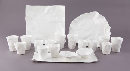 Xie Dong, 19 Pieces of Bone China Tableware, Adelaide Collection