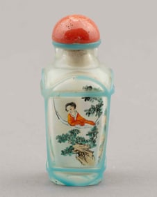 20th-Century Chinese Glass Snuff Bottle