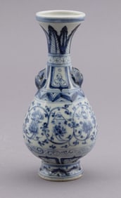 Early Chinese Porcelain Blue and White Pear Vase, Yuan-Ming Dynasty
