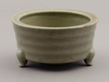 Chinese Longquan Glazed Tripot