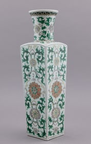 Chinese Famille Verte Lotus Porcelain Vase In The Manner of Qing Dynasty