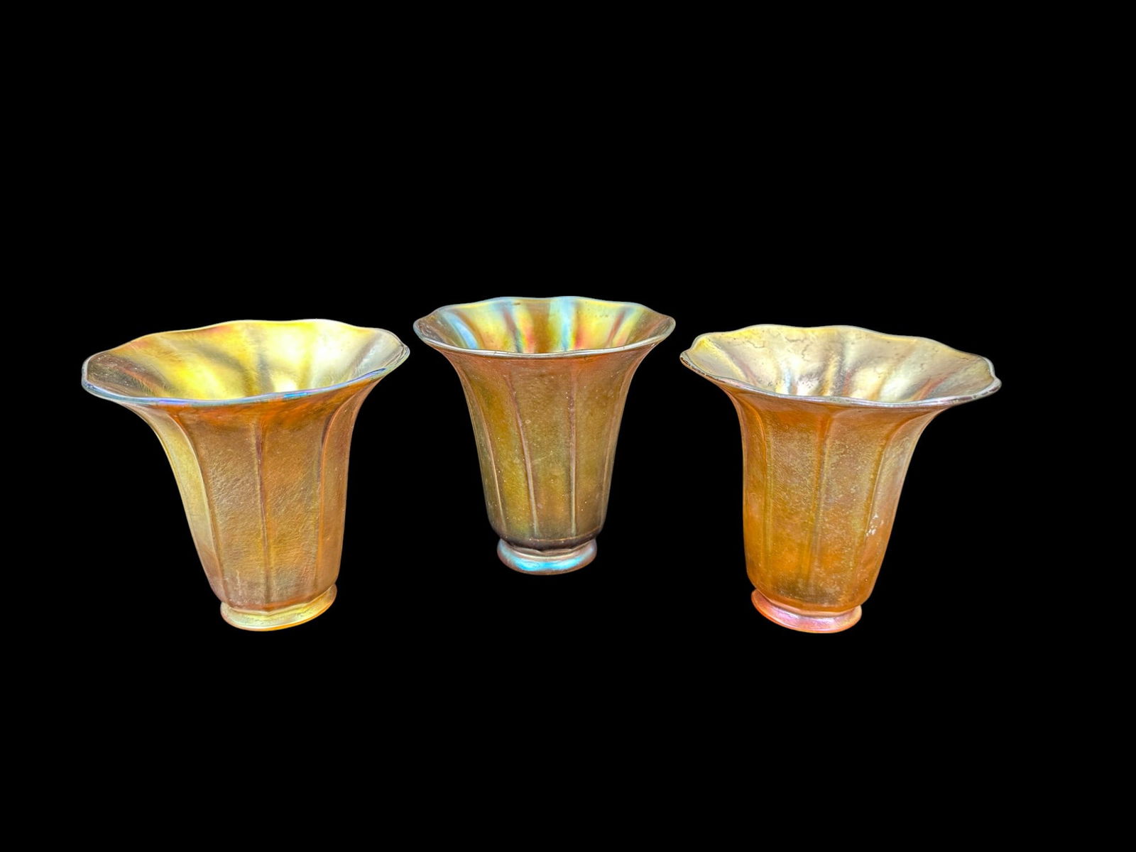 Set of 3 Steuben Gold Aurene Shades (1 of 6)