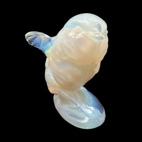 Sabino Opalescent Glass Chick Figurine