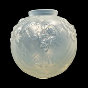 Sabino Opalescent Les Abeilles Vase