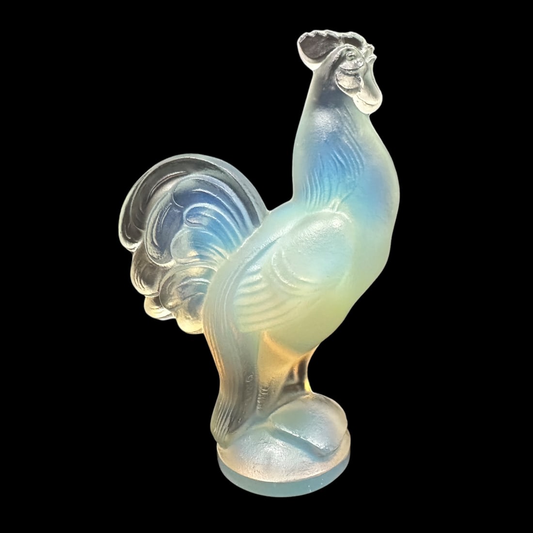 Sabino Art Glass Rooster: In opalescent glass. Standing H 3.5 x W 3 x D 3 inches. Mint condition.