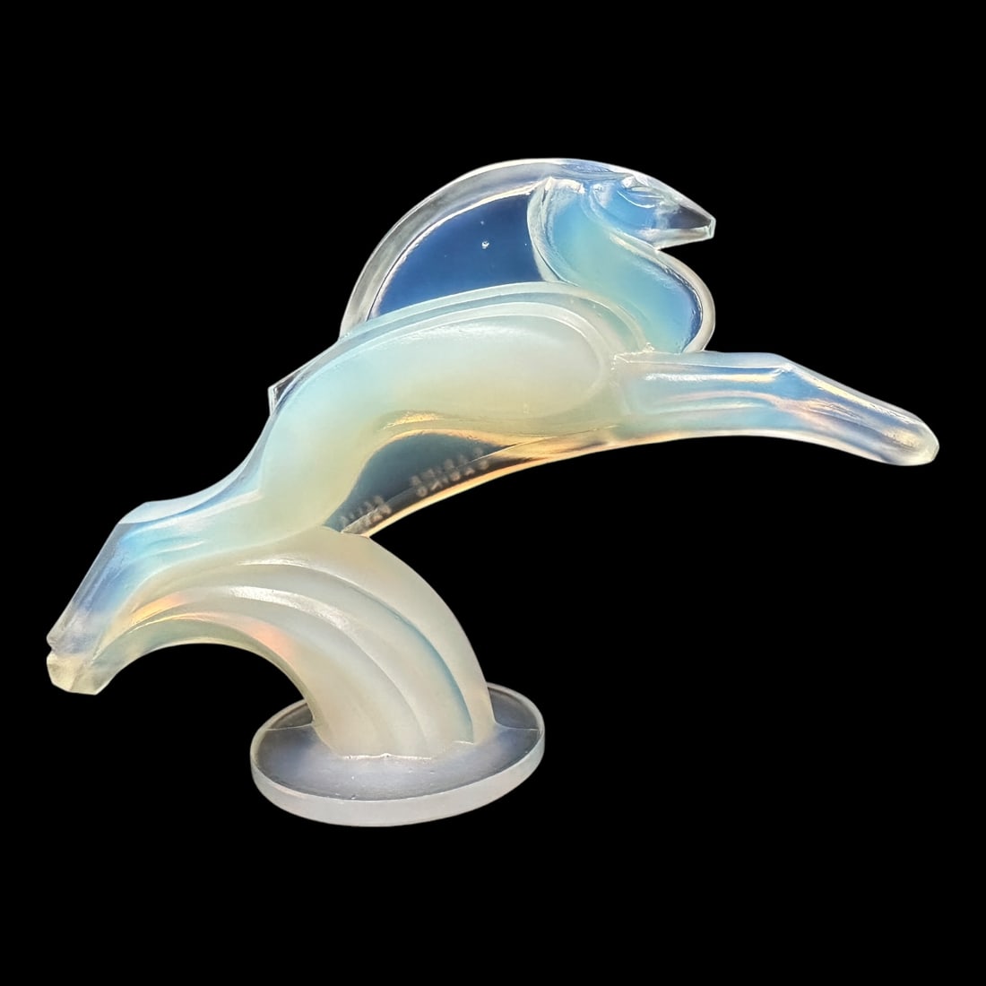 Sabino Opalescent Gazelle: A cute opalescent gazelle by Sabino. Signed in script Sabino France. H 4.5 x W 6 x D 4 inches. Mint condition.
