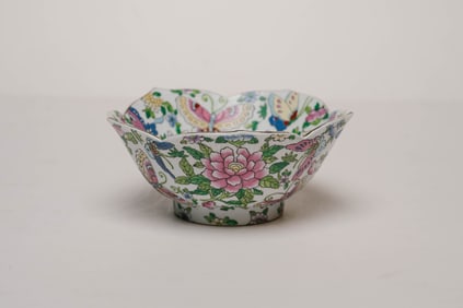 Chinese Famille Rose Bowl