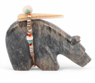 Zuni Bear Fetish Carving by Donovan Laiwakete