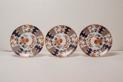 Three Matching Vintage Japanese Porcelain Imari Chargers