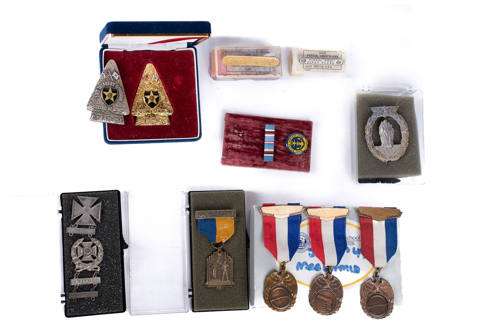 Collection of 20th Century Assorted Military Medals: Collection of 20th Century Assorted Military Medals. 1 Vintage Association of New Jersey Rifle And Pistol Club 45 Caliber Medal, 2 Second Infantry Division Arrowhead Challenge Coins, 1 German WWII Tor