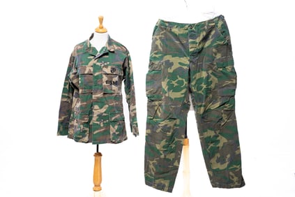 1977 U.S. Marine Corps Camouflage Uniform Coat and Pants