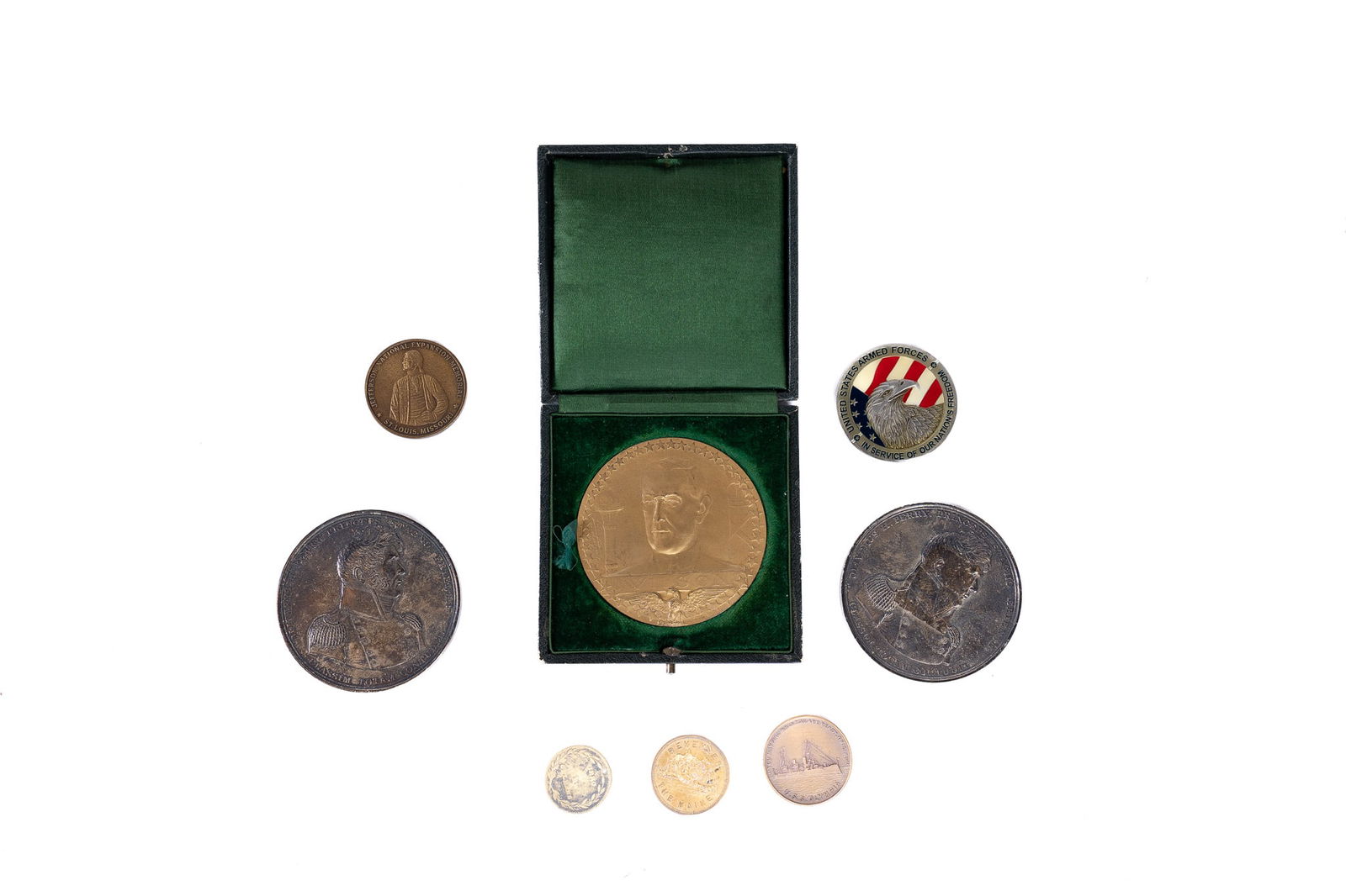 Assortment of Vintage Souvenir Coins and Military Medallions (1 of 11)