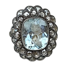 Ladies 12 Carat Aquamarine and Diamond Ring