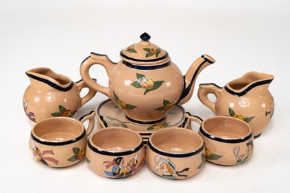 French Faience Henriot Quimper Maillard 11-Piece Tea Set in Apple Pattern