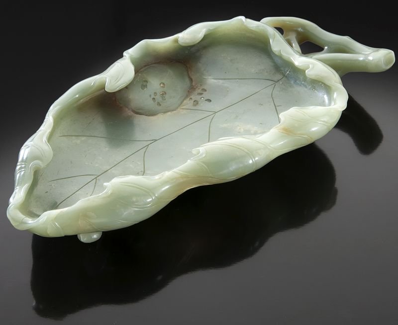 Chinese Qing carved jade brush washer: Chinese Qing carved jade brush washer in lotus form. 10.5"L x 5.5"W, Circa - 19th C.