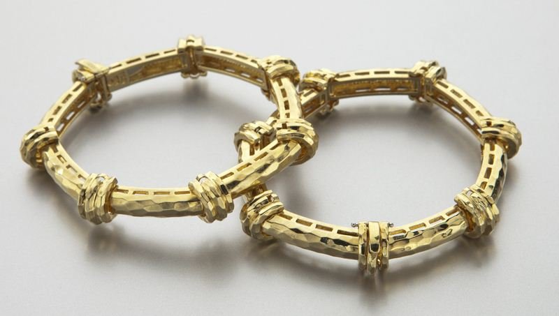 Pr. Henry Dunay 18K gold bracelets.: Pr. Henry Dunay 18K gold bracelets. Stamped, "Dunay 18K." 103.3 grams. 7"L, Circa - 20th C.