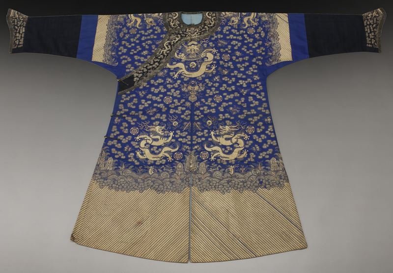 Chinese Qing embroidered dragon robe, (1 of 6)