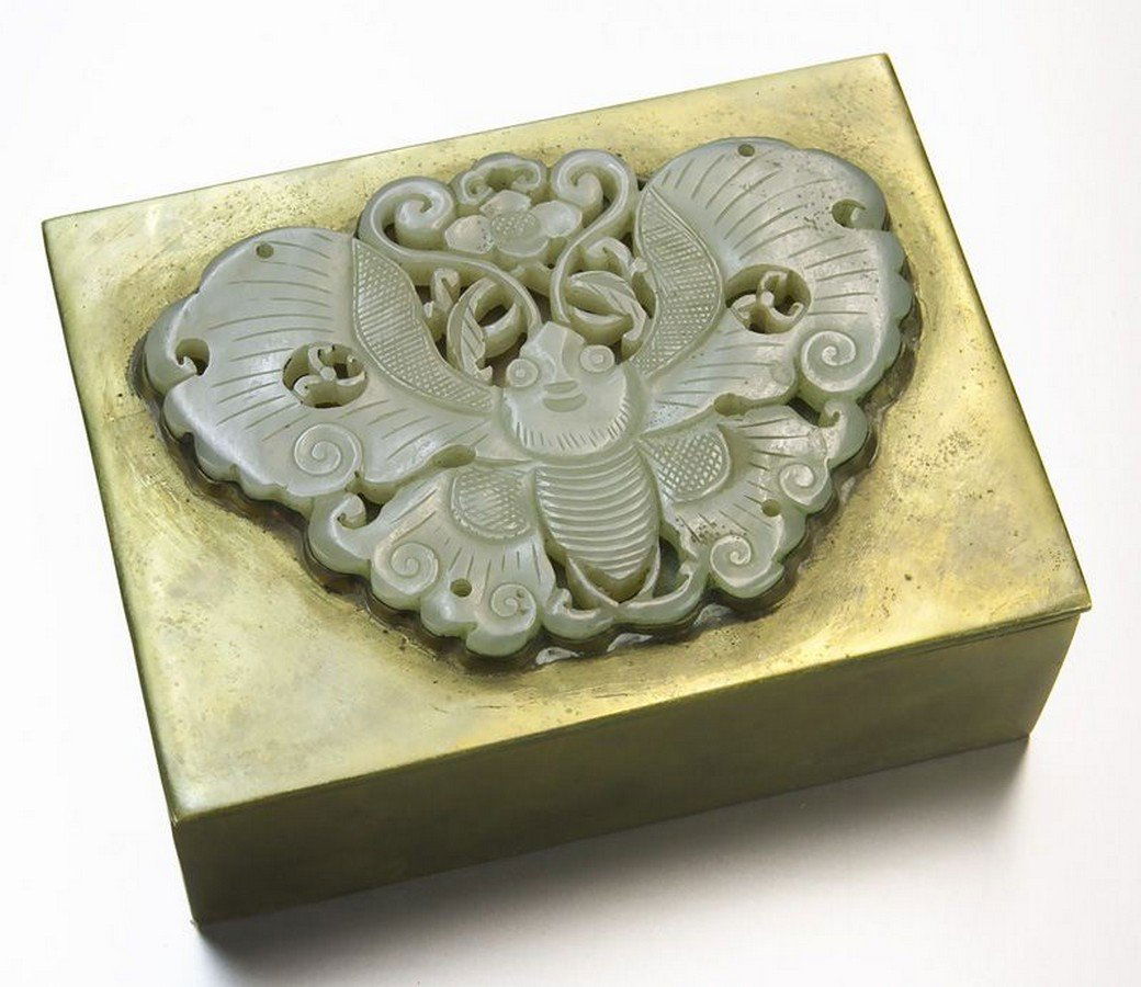 Chinese jade mounted silver box, (1 of 5)