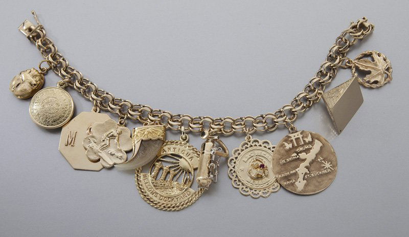 14K gold charm bracelet (1 of 2)
