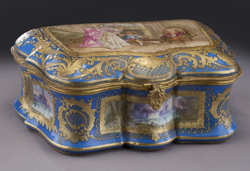 Celeste blue Sevres style dresser box (1 of 7)