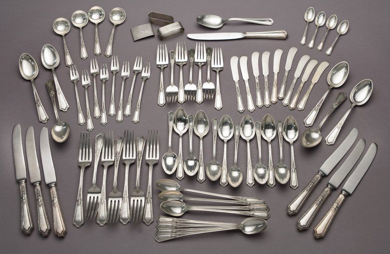 71 Pcs. Towle D'Orleans sterling flatware (1 of 4)