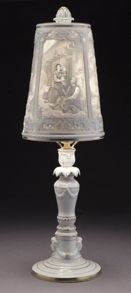 Porcelain lithophane table lamp with four (1 of 8)