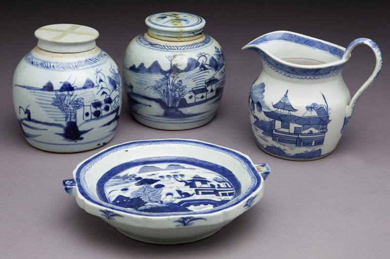 4 Pcs. Antique blue/white Canton export porcelain (1 of 7)