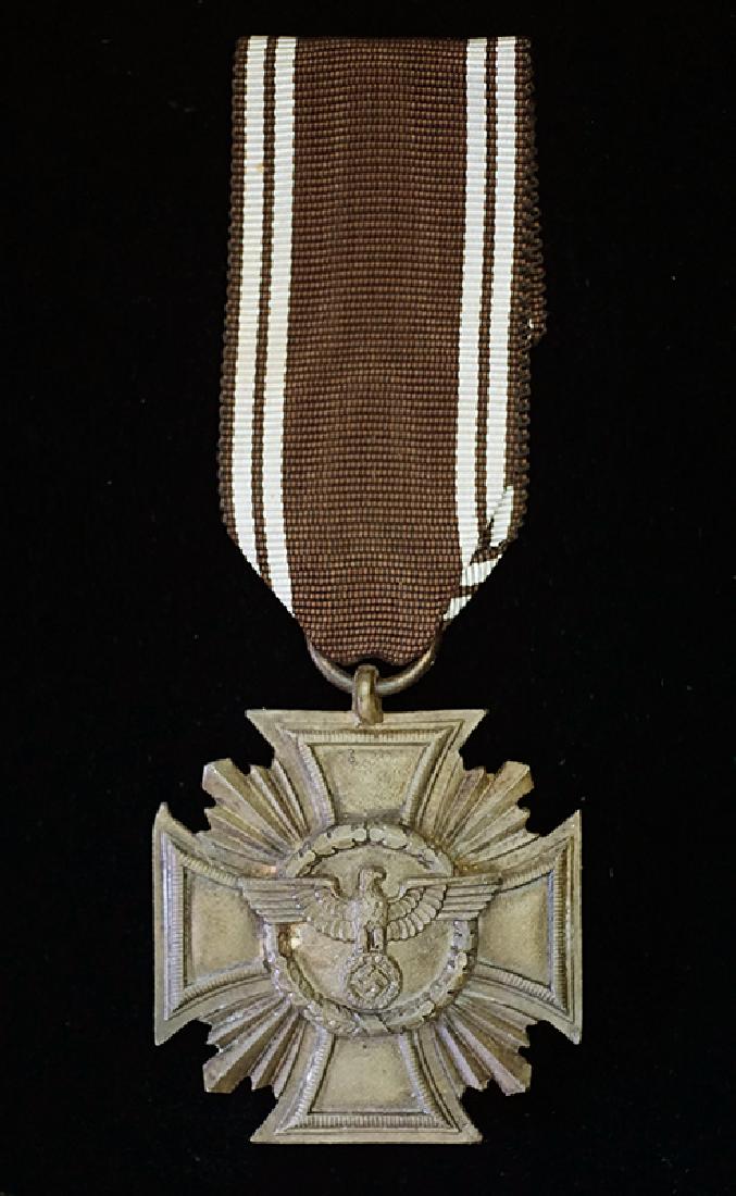 WWII NSDAP 10 Yr Service Medal: German WWII NSDAP 10 Year Service Medal; bronze retaining 98% original finish & ribbon -near mint condition.