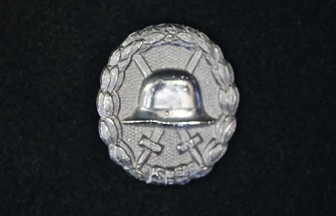 WWI German Black Wound Badge: WWI German 1914 Black Wound Badge; steel, 98% original finish remains -near mint.