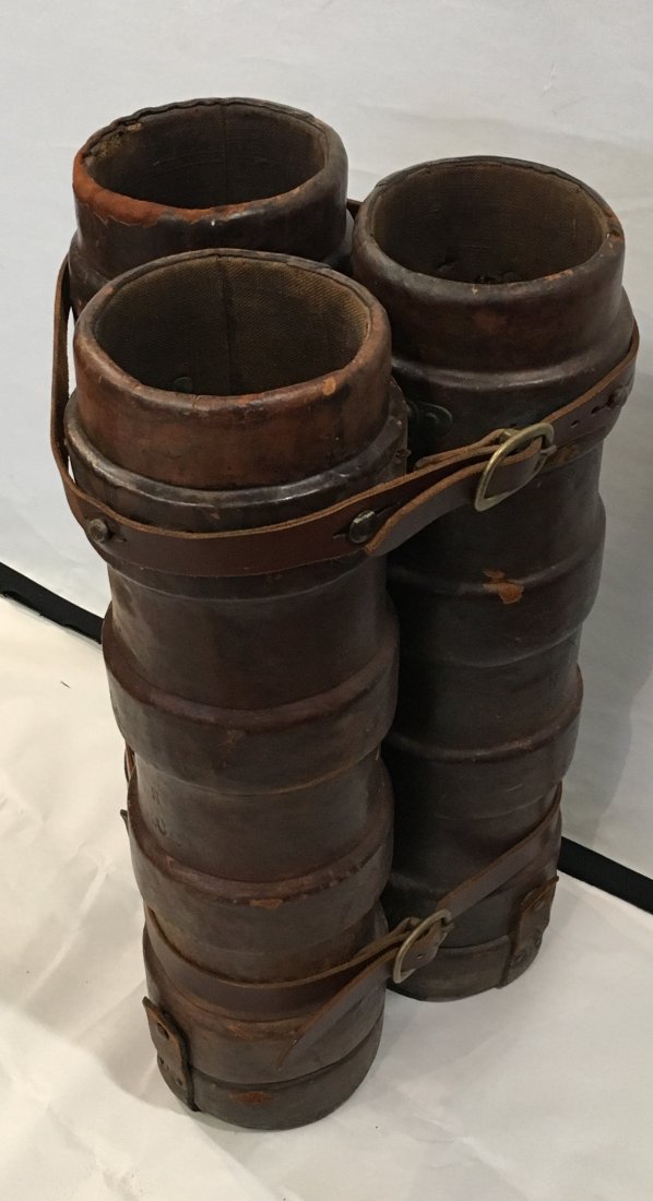 Triple WW1 leather shell cartridge umbrella stand (1 of 10)