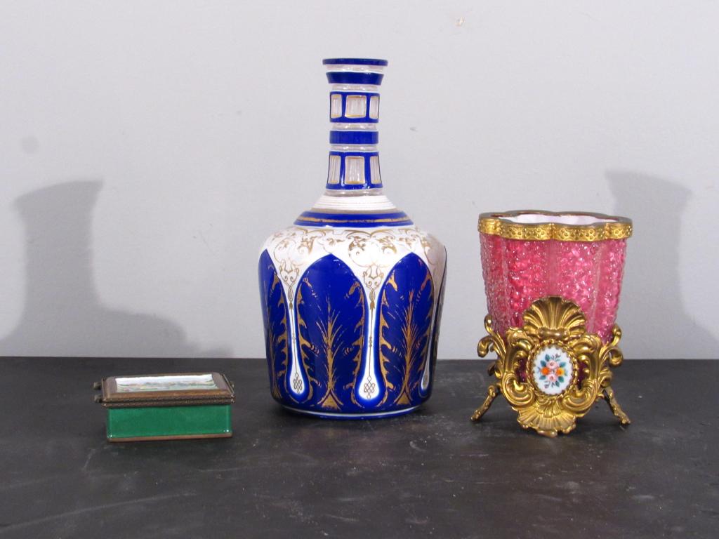 3 Decorative Table / Vanity Articles (1 of 6)