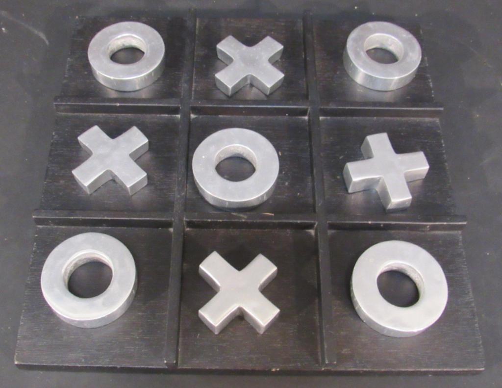 Tic Tac Toe Set (1 of 2)