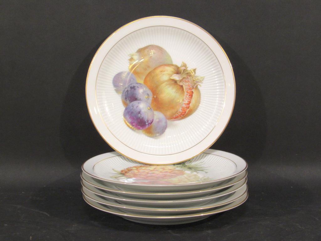 Set 6 Thomas of Bavaria Fruit / Nut Plates (1 of 4)
