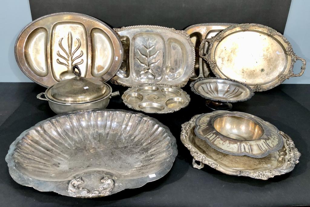 Assorted Silver Plated Serving Articles (1 of 6)
