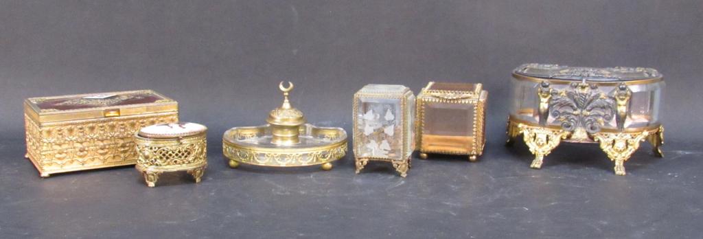 6 Gilt Metal Table Top Vanity Articles (1 of 5)